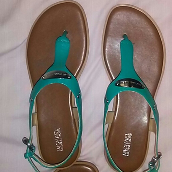 Sandals - Picture 4 of 4